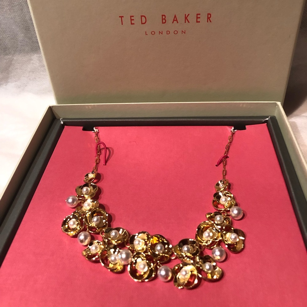 NWT in Box Gorgeous Ted Baker 18” Floressa Gold Necklace with Imitation Pearls